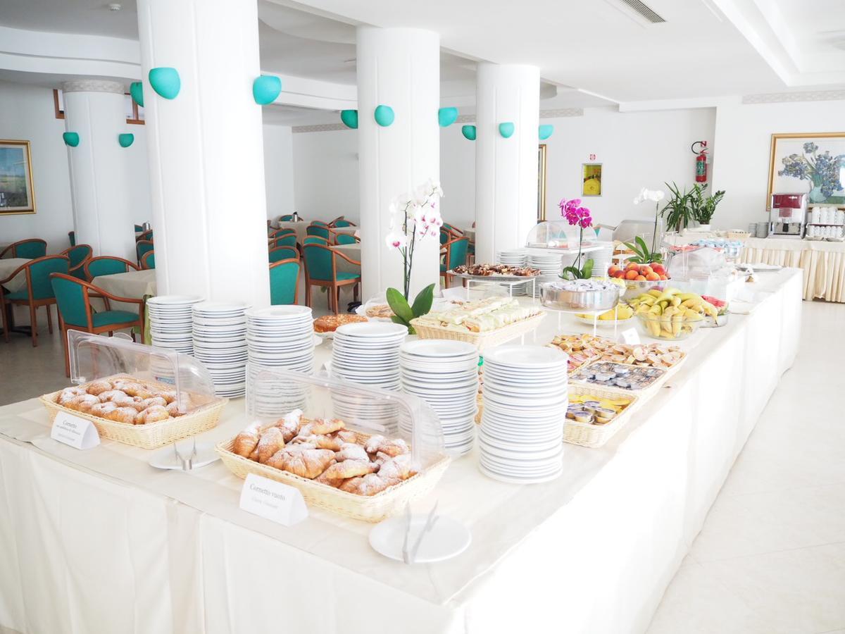 Oasiclub Hotel Весте Екстериор снимка