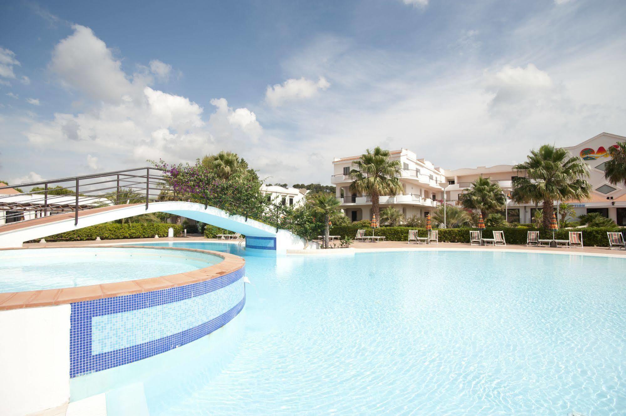 Oasiclub Hotel Весте Екстериор снимка